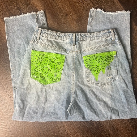 Vanilla Star 90s Boyfriend Jeans size 13 Distressed Ripped Denim hand painted - Picture 2 of 6